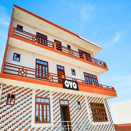 Hotel O Aradhya Galaxy Bhauli Ngoại thất bức ảnh